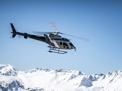 Baptême en Hélicoptère à Courchevel - Survol du Mont Blanc et du Domaine des 3 Vallées