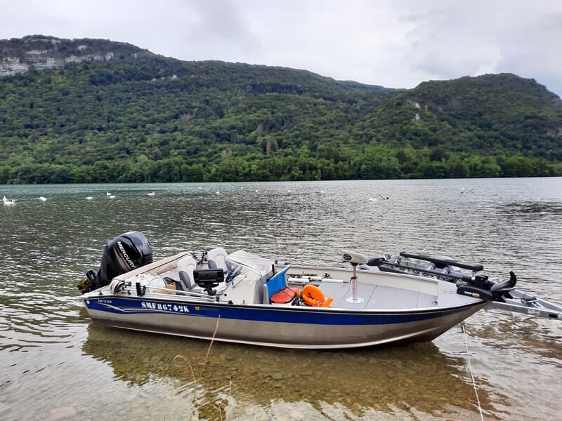 Stage de Pêche en Bateau près de Bourg-en-Bresse - Lac de Nantua