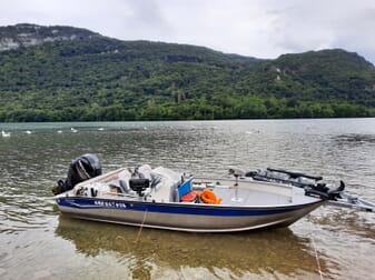 Guide de pêche en bateau sur le lac du Der