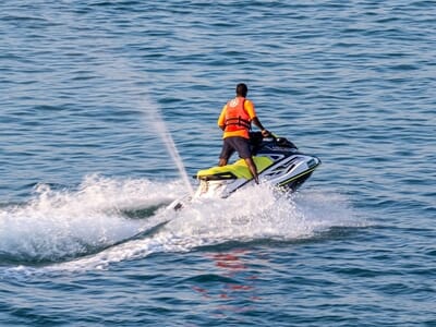 Jet-Ski sur le Lac Terre d'Auge près de Lisieux - Pont-l'Évêque