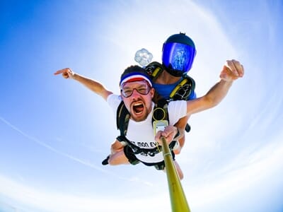 coffret cadeau 100% Saut en Parachute Saut en Parachute en Tandem aux Sables d'Olonne