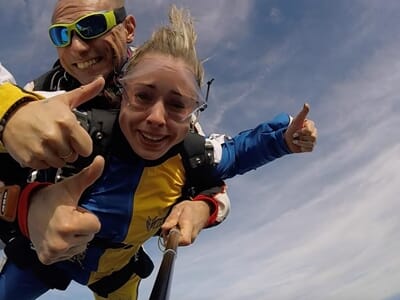 Saut en Parachute Tandem à Blois - Aérodrome de Blois - Le Breuil 