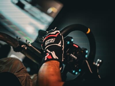 Coaching sur Simulateur de Pilotage Automobile à Marseille