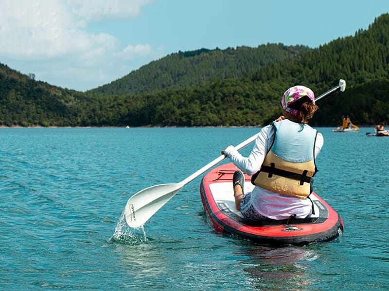 Location de Stand-Up Paddle au Lac de Saint-Cassien