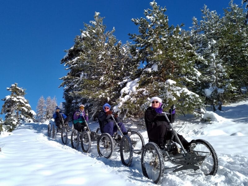 une descente en quadbike en hiver