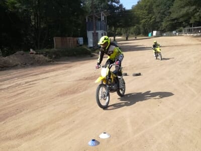 Stage de Pilotage Moto-Cross pour Enfant dans le Morvan - Brassy