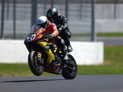 Baptême Moto en Passager près de Reims - Circuit des Écuyers