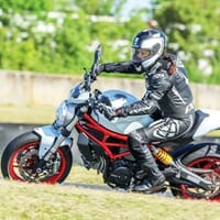 avis Journée de Roulage Moto au Mans - Circuit Bugatti