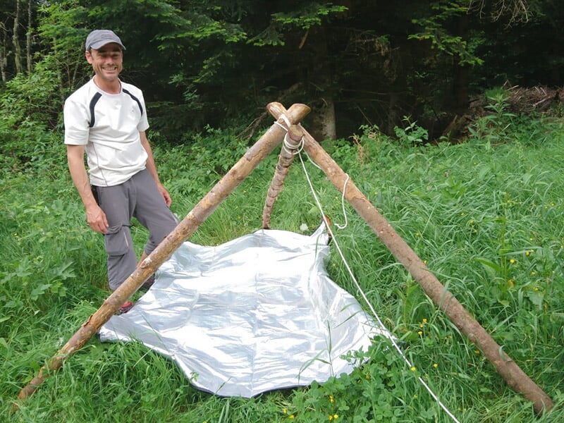 fabrication d'un abri de survie