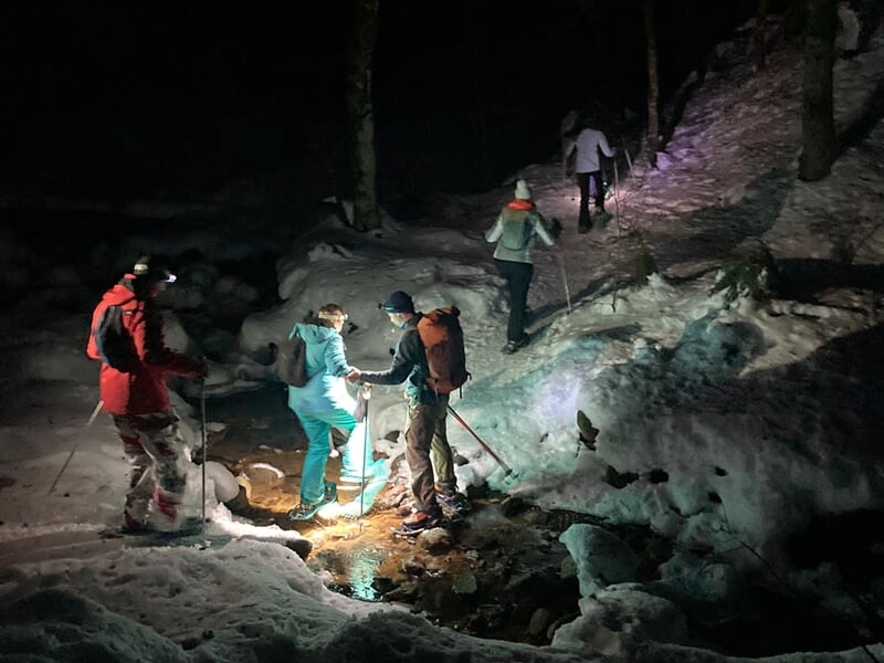 randonnée en raquettes de nuit
