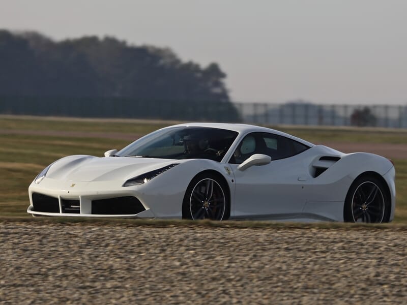 Stage de Pilotage Ferrari 488 GTB - Circuit de Pau-Arnos