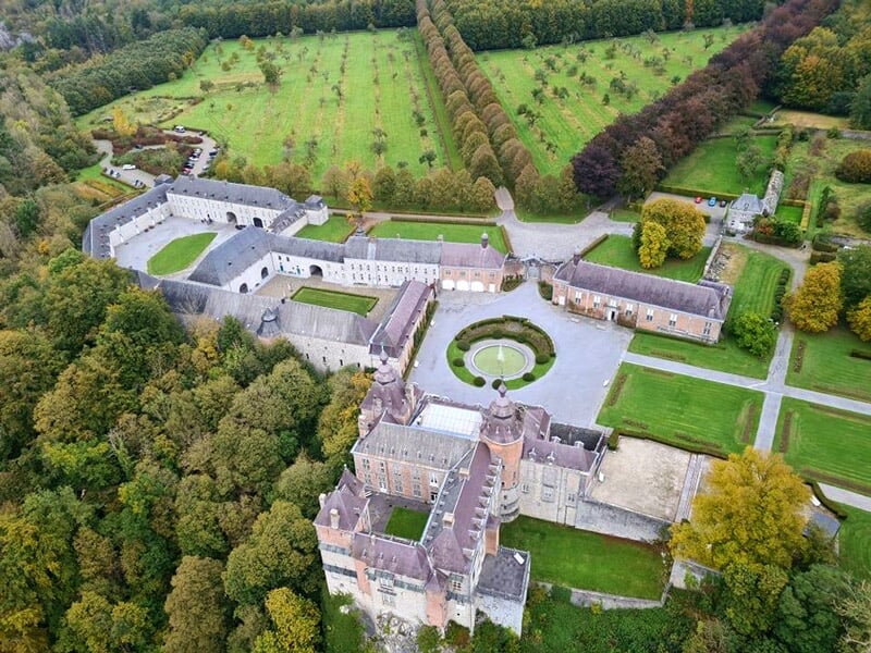 Vue sur le Château de Modave