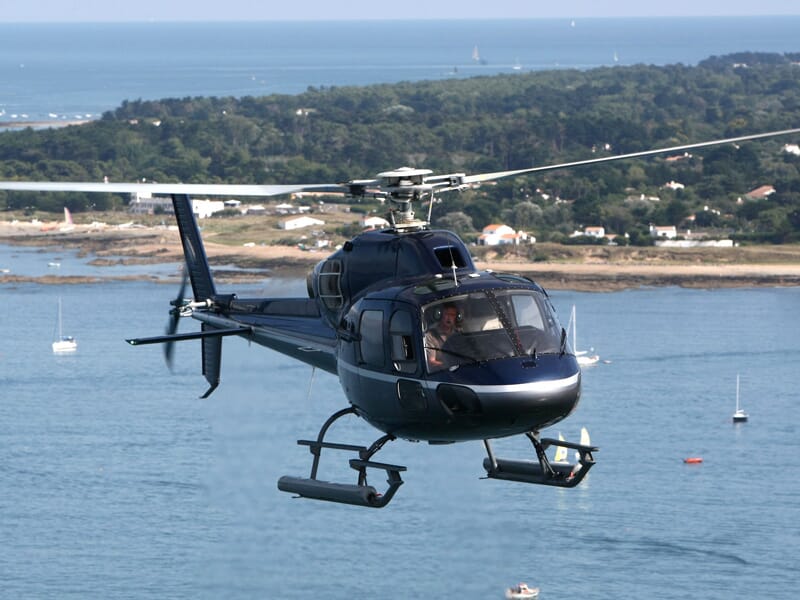 Baptême de l'Air en Hélicoptère Privé au-dessus de l'île de Noirmoutier