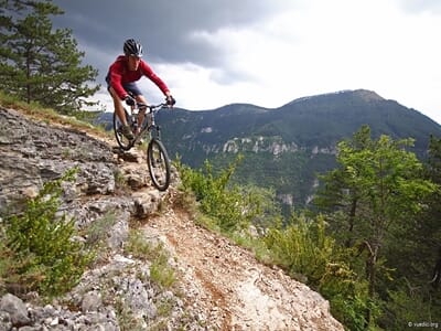Randonnée en VTT dans les Gorges du Tarn - Sainte-Enimie