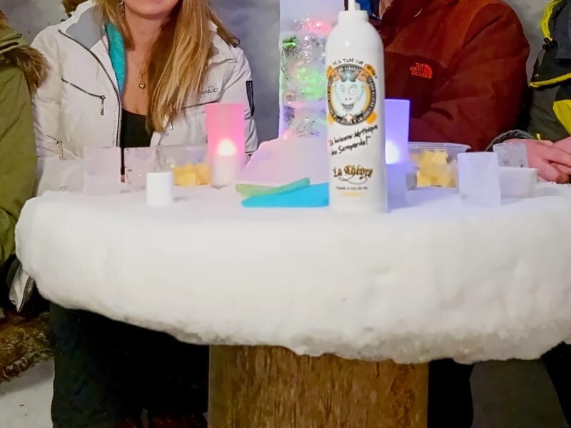 Randonnée en Raquettes à Neige et Soirée en Igloo - Station de Courchevel