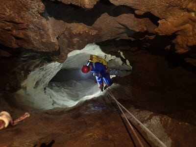 Spéléologie près de Lourdes - Traversée Hayau-Bouhadère 