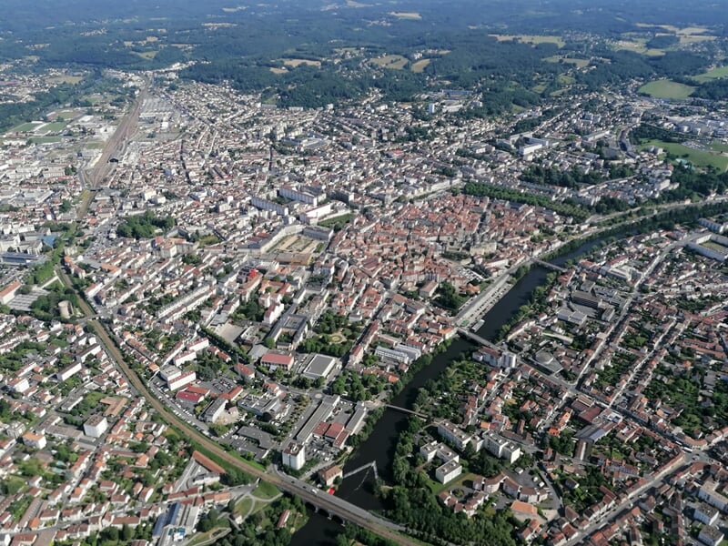 vue aérienne d'une ville citadine
