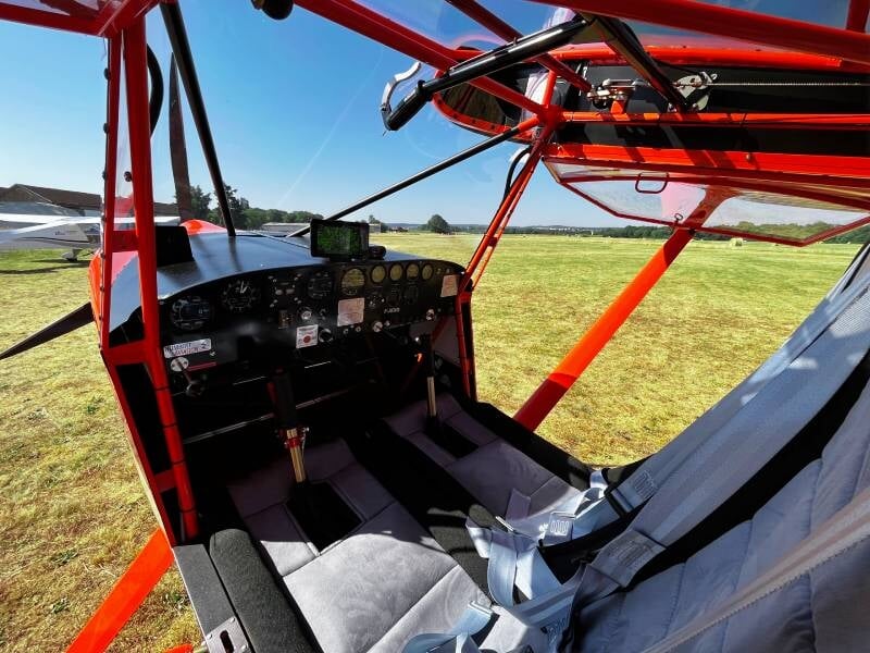 intérieur du tetras baroudeur à l'aérodrome d'épinal