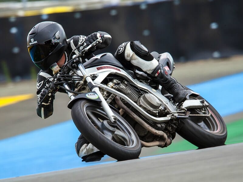 Journée de Roulage Moto - Circuit de Fay-De-Bretagne