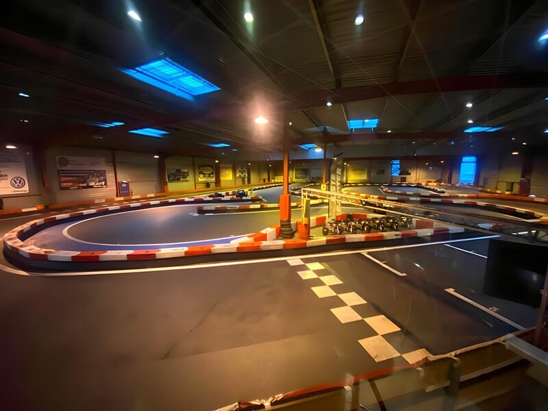 Stage de Pilotage Moto Enfant près d'Orléans - Circuit Indoor de Saran