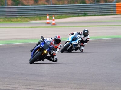 Stage de Pilotage Moto au Circuit d'Alès