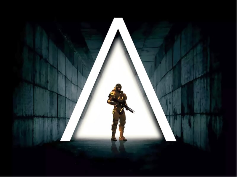Personnage en armure futuriste debout devant un grand triangle lumineux dans un couloir sombre et mystérieux.