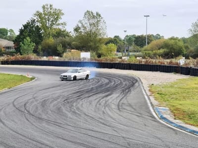 Baptême de Drift Passager en BMW 325 CI E46 près de Bordeaux - Circuit de Saint-Genis-de-Saintonge