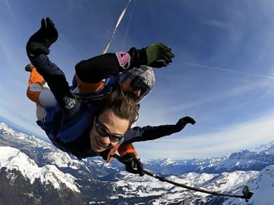 Saut en Parachute Tandem en Hélicoptère à Samoëns