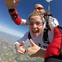 avis Saut en Parachute en Tandem près d'Albi - Aéroport Rodez-Aveyron