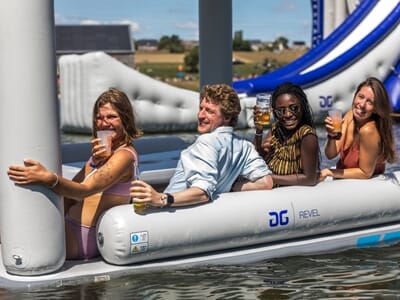 Parc Aquatique près de Dijon - Lac de Chour
