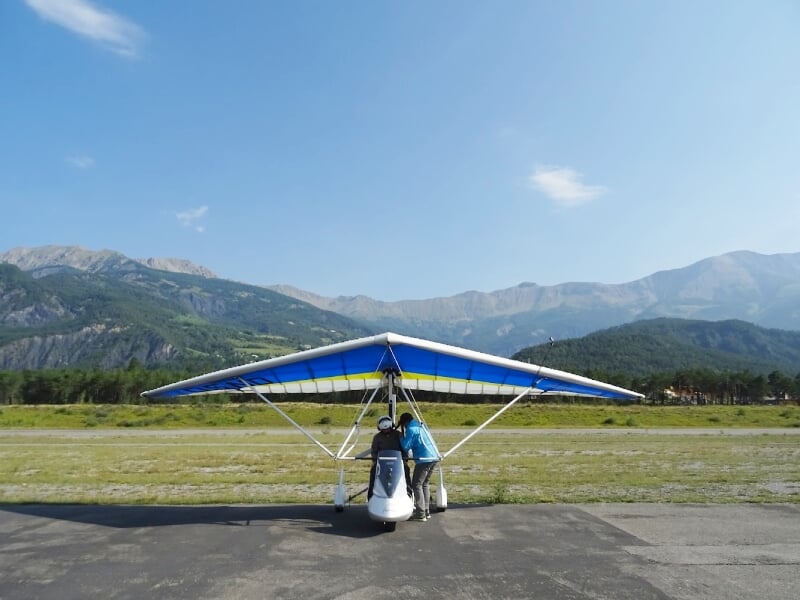 préparation au vol en pendulaire à l'aérodrome