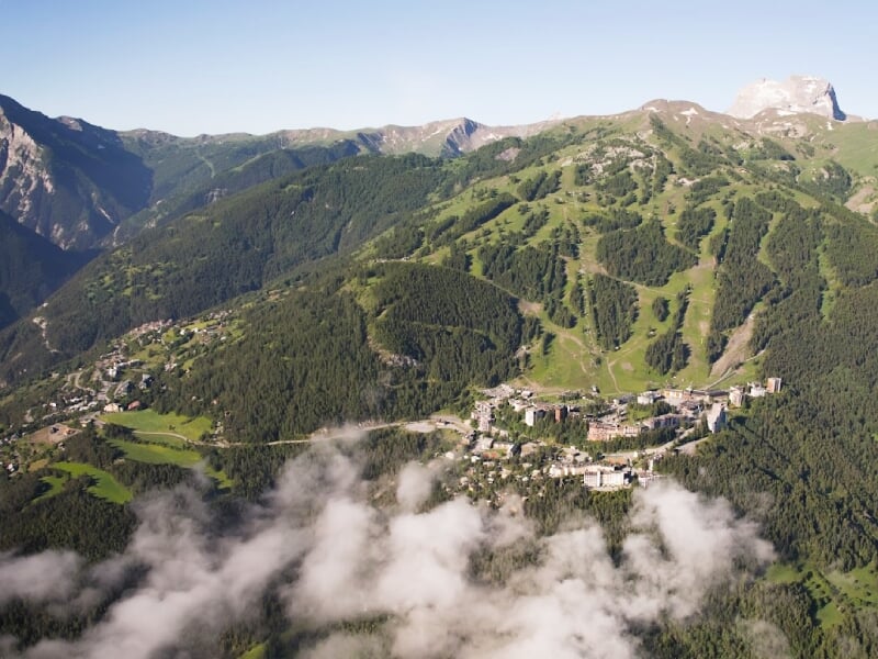 vue sur la montagne près de barcelonnette