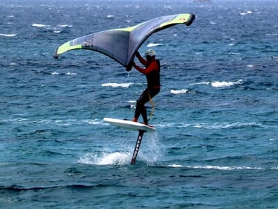 Cours de Wingfoil près de Bandol