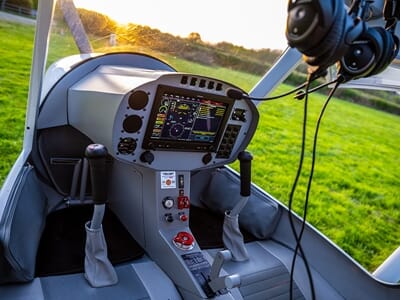 Stage de Pilotage d'un Avion ULM Multiaxes près de Nantes - Héric