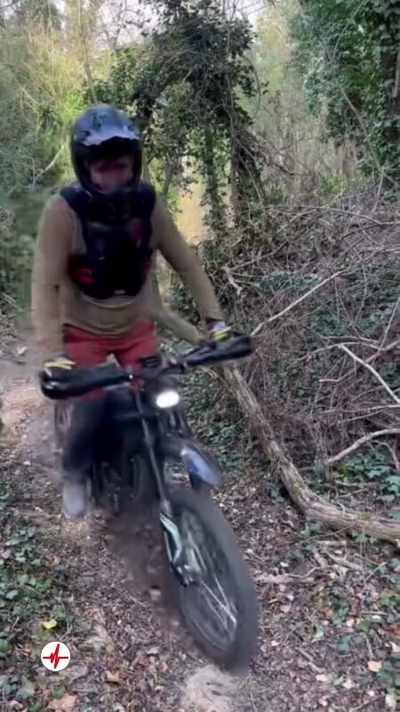 Randonnée en Moto Électrique près de Clermont-Ferrand - Plauzat