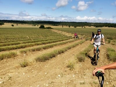 Randonnée en Trottinette Électrique près d'Uzès - Saint-Just-et-Vacquières