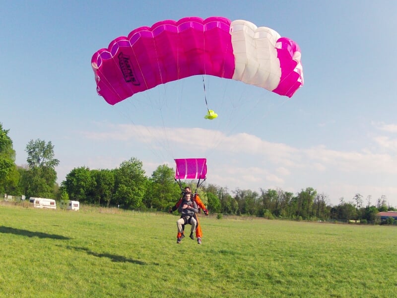 atterrissage en tandem à albi-le séquestre