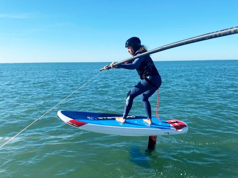 initiation au foil tracté sur la mer en vendée