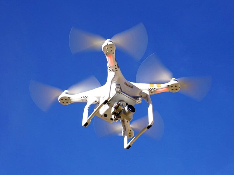 un drone Phantom en plein vol