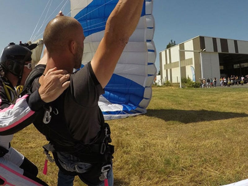 ranger la voile après l'atterrissage