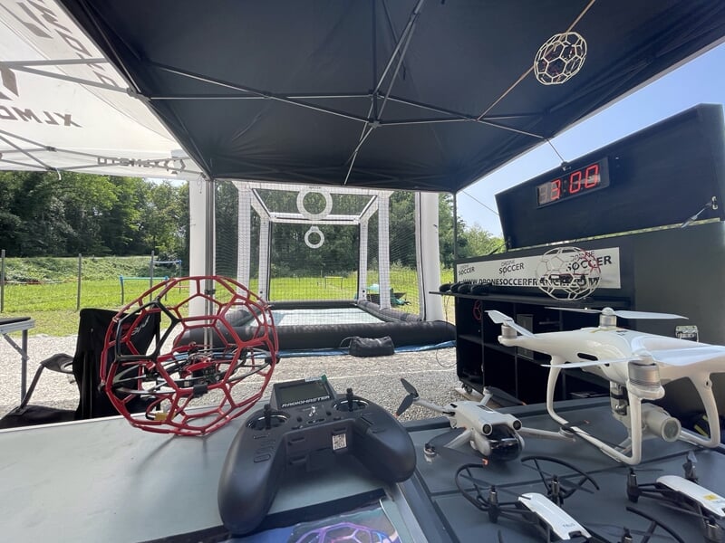 Vue drone, drone soccer et arène