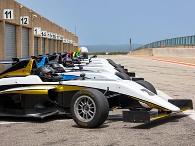 Stage Formule 4 Tatuus au Circuit de Haute-Saintonge