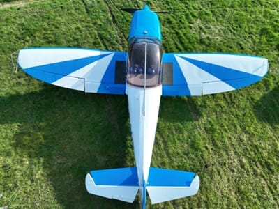 Baptême de Voltige Aérienne à Pont-sur-Yonne - Aérodrome de Gisy-les-Nobles