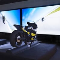 avis Simulateur de Pilotage Moto de Course à Lyon