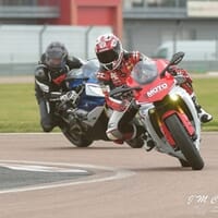 avis Stage de Pilotage Moto au Circuit de La Ferté-Gaucher