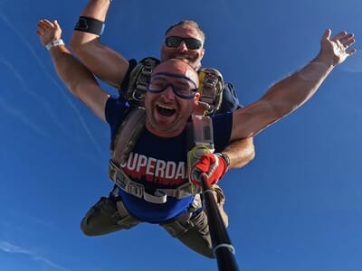 Saut en Parachute en Tandem près de Châteauroux