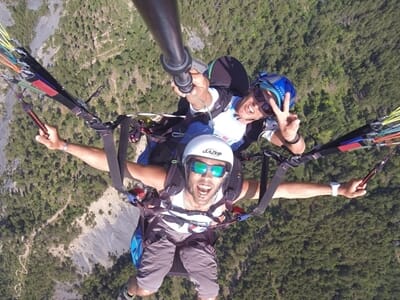 Vol en Parapente dans la Chaîne de Belledonne