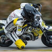 avis Stage Moto Supermotard près de Rennes - Circuit de Guillac