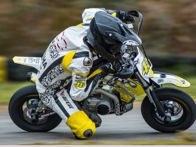 Supermotard sur circuit