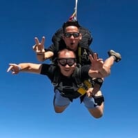 avis Saut en Parachute en Tandem à Dijon - Aéroport de Dijon-Bourgogne